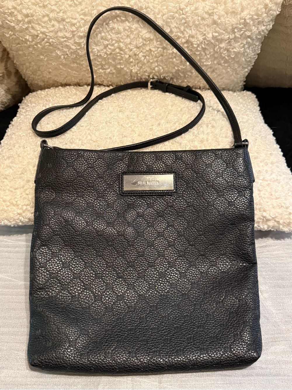 Steve Madden Black Pebbled Leather Crossbody with Silver Plaque